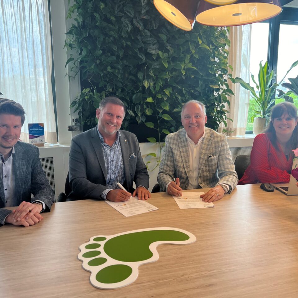 Dutch Flower Group enters into partnership with Greenhouse Sustainability