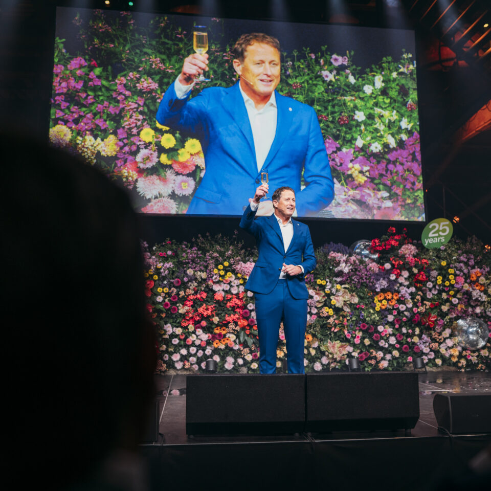 Dutch Flower Group viert 25-jarig bestaan met haar partners