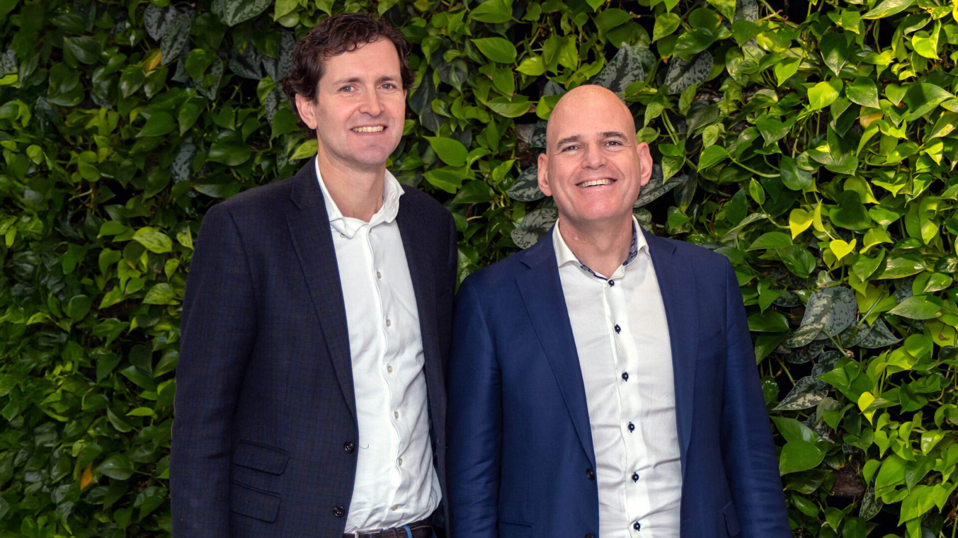 Two executives at the announcement of new managing directors at OZ Plants and OZ-Hami