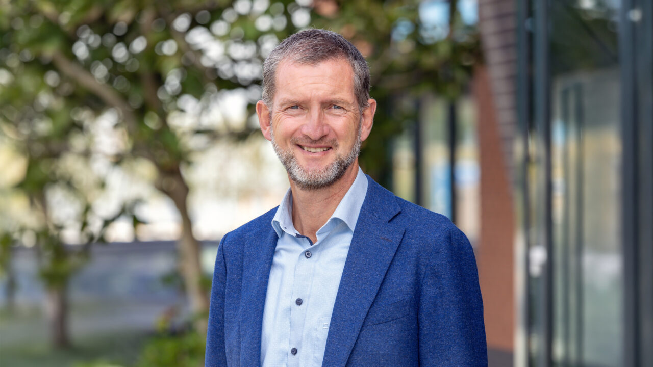 Michel van Hout to leave Dutch Flower Group
